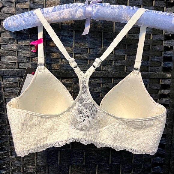 Extra Coverage T-Back Bra NWT - Picture 2 of 4